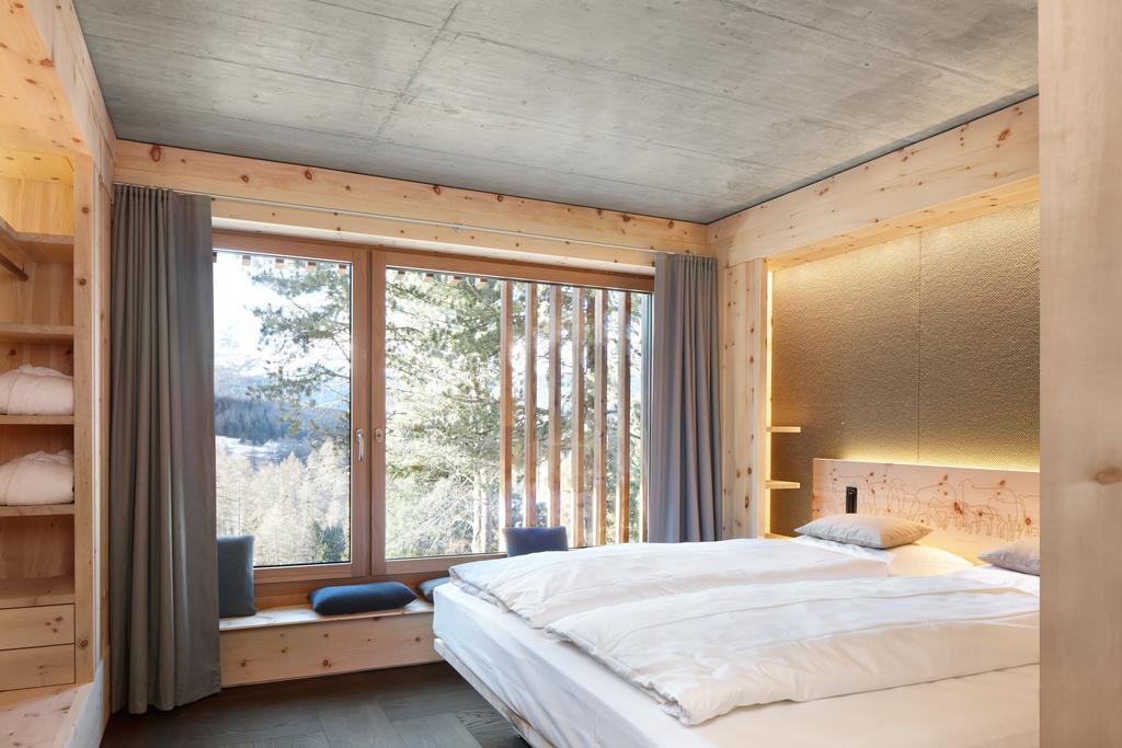Alpine Lodge Chesa Al Parc 폰트레시나 객실 사진