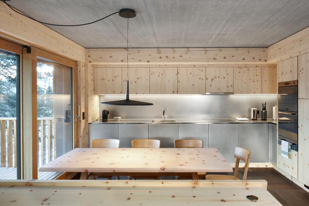 Alpine Lodge Chesa Al Parc 폰트레시나 객실 사진